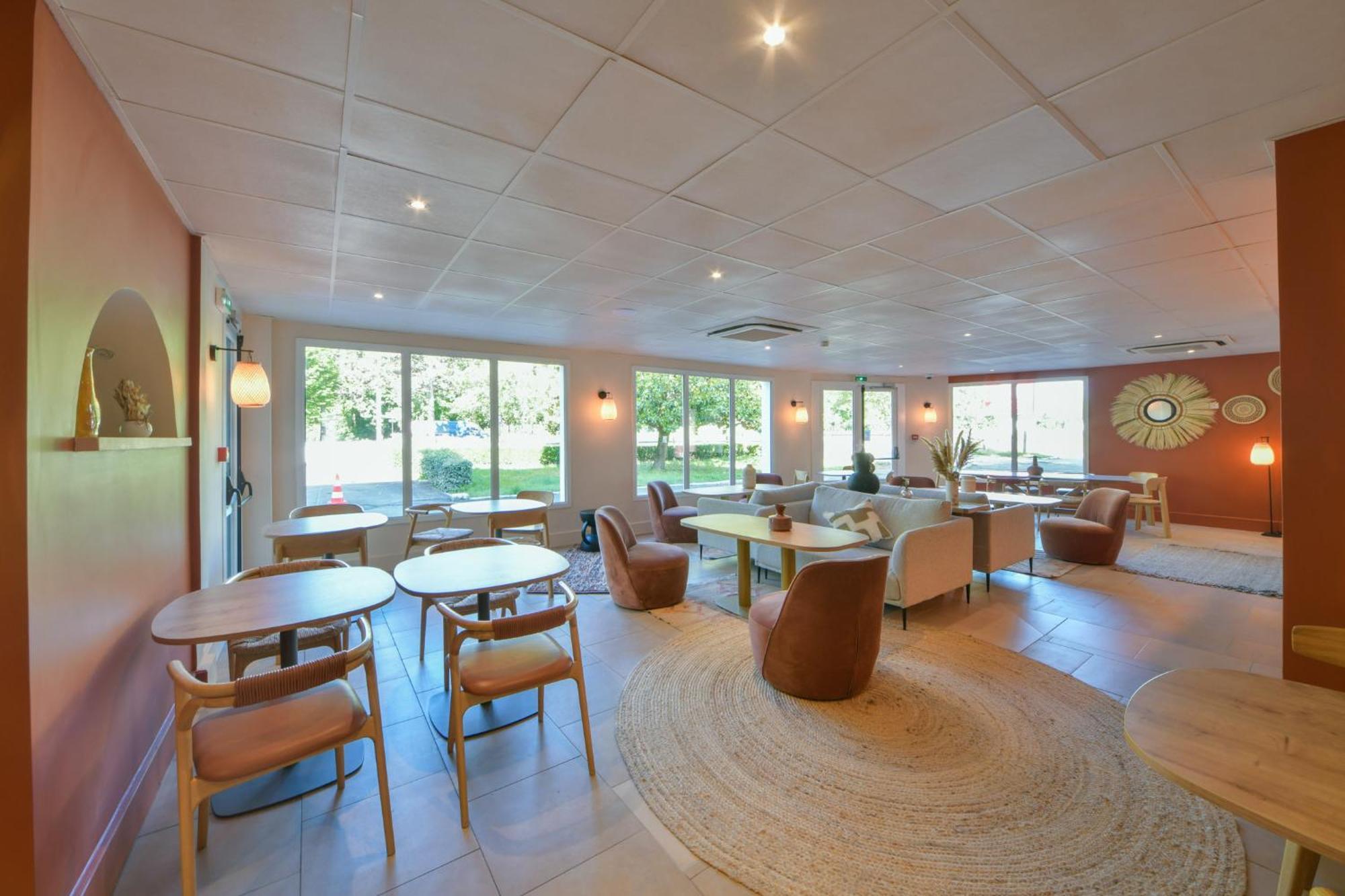 Bhoma Bourges - Hotel & Restaurant מראה חיצוני תמונה